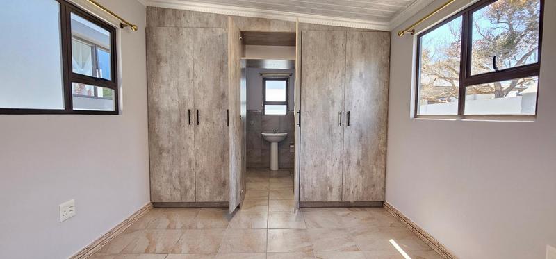 4 Bedroom Property for Sale in Country Club Western Cape